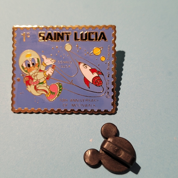 Disney Other - Saint Lucia Donald The Astronaut Stamp